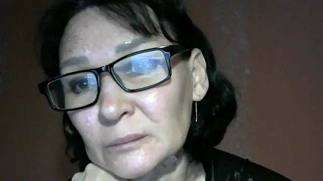 Snapshot of PrettyAndWild chatting on 9, 6, 2026 PrettyAndWild online show from 9, 6, 2026
