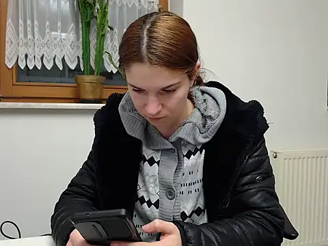 Snapshot of Geile-Luna chatting on 2, 2, 2026 Geile-Luna online show from 2, 2, 2026