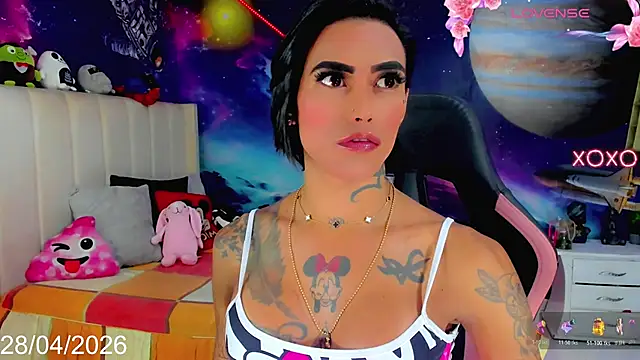 Snapshot of Nella_Dolls chatting on 28, 4, 2026 Nella Dolls online show from 28, 4, 2026