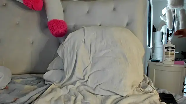 Snapshot of Burlesque_XlX chatting on 15, 9, 2025 Burlesque XlX online show from 15, 9, 2025