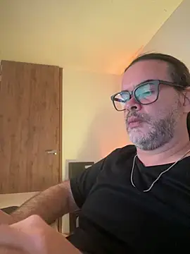 Snapshot of Sanders_White chatting on 20, 3, 2025 Sanders White online show from 20, 3, 2025