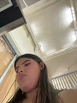 Lia sexx online show from 25, 2, 2025