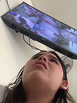 Lia sexx online show from 28, 2, 2025