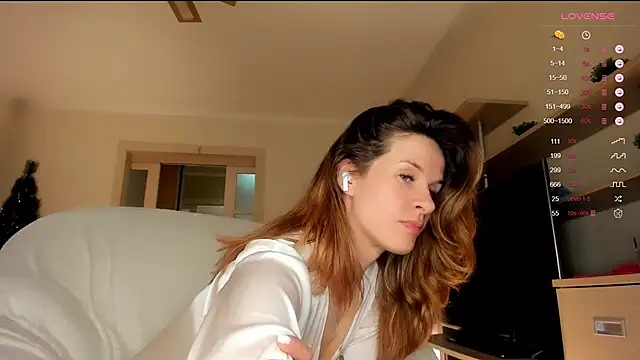 Snapshot of Butterfly-_ chatting on 30, 1, 2025 Butterfly- online show from 30, 1, 2025