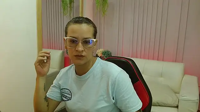 Britney taylor  online show from 6, 3, 2025