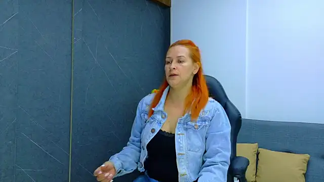 Snapshot of Britney_taylor_ chatting on 12, 1, 2026 Britney taylor online show from 12, 1, 2026