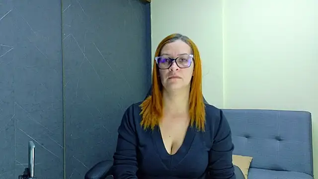 Snapshot of Britney_taylor_ chatting on 5, 3, 2026 Britney taylor online show from 5, 3, 2026