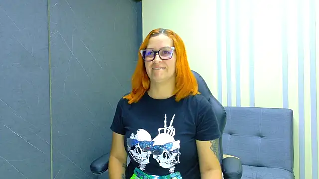 Snapshot of Britney_taylor_ chatting on 24, 4, 2026 Britney taylor online show from 24, 4, 2026