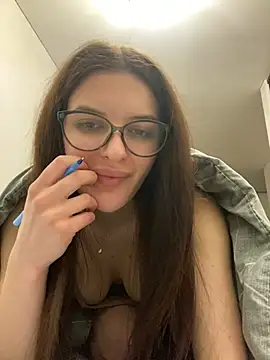 little belucci online show from 25, 2, 2025