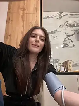 little belucci online show from 5, 3, 2025