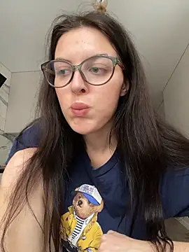 little belucci online show from 23, 10, 2025