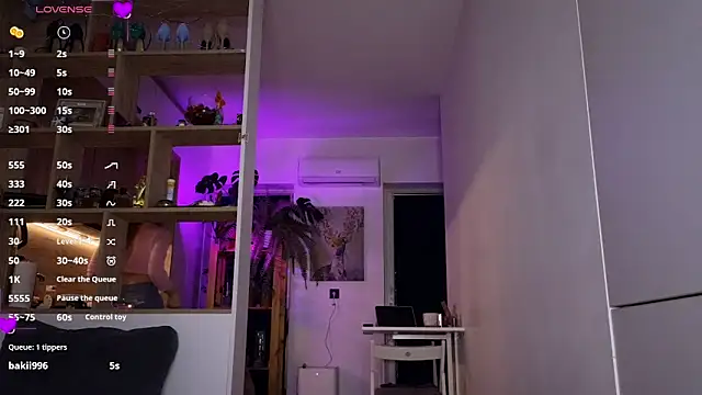 Snapshot of _alleyesonme_ chatting on 29, 11, 2025 alleyesonme online show from 29, 11, 2025