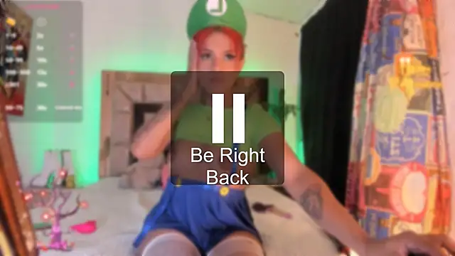 Snapshot of Sofia_waltonx chatting on 23, 10, 2025 Sofia waltonx online show from 23, 10, 2025