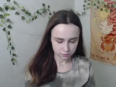 VeryVeryVeryShy  online show from 1, 4, 2026