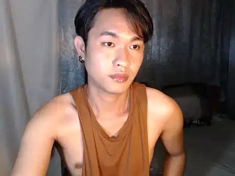 Snapshot of asiancuckyguy69 chatting on 4, 2, 2026 asiancuckyguy69 online show from 4, 2, 2026