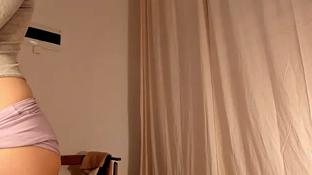 Snapshot of hee_jeen chatting on 23, 2, 2025 hee jeen online show from 23, 2, 2025