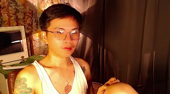 Snapshot of Sexy_Handsome_Drex chatting on 17, 2, 2025 Sexy Handsome Drex online show from 17, 2, 2025