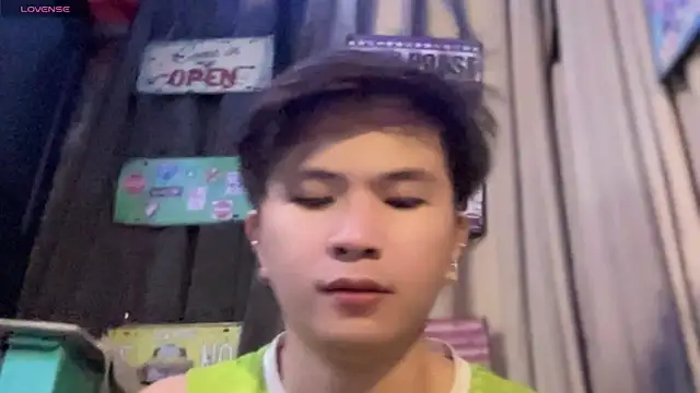 Snapshot of Sexy_Handsome_Drex chatting on 30, 3, 2026 Sexy Handsome Drex online show from 30, 3, 2026