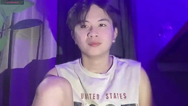 Snapshot of Sexy_Handsome_Drex chatting on 8, 4, 2026 Sexy Handsome Drex online show from 8, 4, 2026