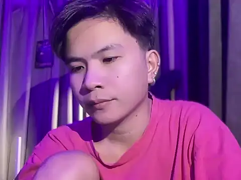 Snapshot of Sexy_Handsome_Drex chatting on 15, 4, 2026 Sexy Handsome Drex online show from 15, 4, 2026