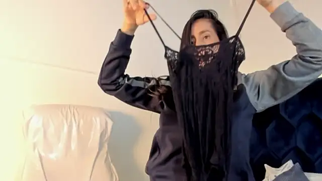 Snapshot of lauren_fit chatting on 18, 3, 2026 lauren fit online show from 18, 3, 2026