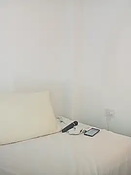 AgathaPember online show from 21, 11, 2025