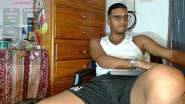 Bigcock 21cm  online show from 15, 1, 2026