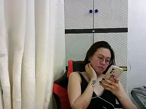 crizzybel online show from 17, 3, 2025