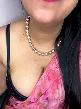 Snapshot of Zoya_Varma004 chatting on 8, 1, 2026 Zoya Varma004 online show from 8, 1, 2026