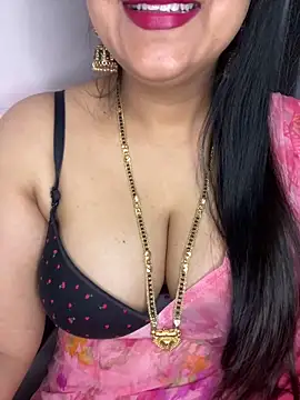 Snapshot of Zoya_Varma004 chatting on 8, 2, 2026 Zoya Varma004 online show from 8, 2, 2026