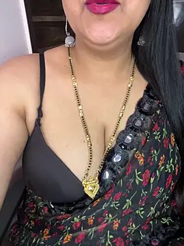 Snapshot of Zoya_Varma004 chatting on 2, 3, 2026 Zoya Varma004 online show from 2, 3, 2026