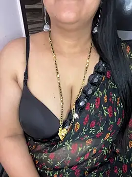 Snapshot of Zoya_Varma004 chatting on 2, 3, 2026 Zoya Varma004 online show from 2, 3, 2026