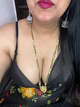 Snapshot of Zoya_Varma004 chatting on 5, 3, 2026 Zoya Varma004 online show from 5, 3, 2026