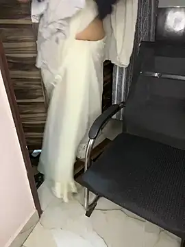 Snapshot of Zoya_Varma004 chatting on 10, 4, 2026 Zoya Varma004 online show from 10, 4, 2026