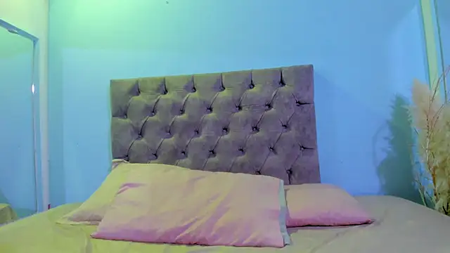 isa kiss online show from 21, 9, 2025