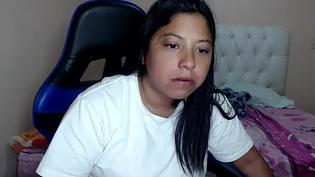 Leylafourniert online show from 29, 11, 2025