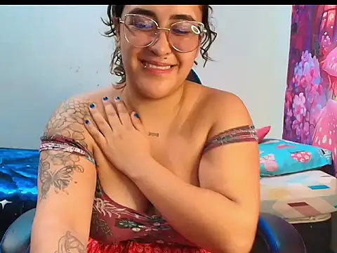 Snapshot of Karol_naughty chatting on 30, 5, 2026 Karol naughty online show from 30, 5, 2026
