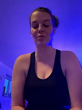 Snapshot of newMichelle chatting on 14, 1, 2026 newMichelle online show from 14, 1, 2026