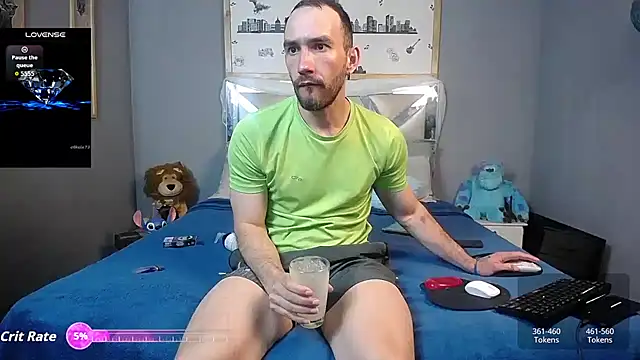 Snapshot of Danny_hot_fun chatting on 4, 10, 2025 Danny hot fun online show from 4, 10, 2025