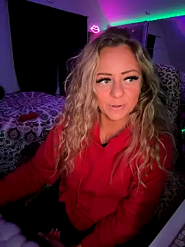 Snapshot of sage_love chatting on 4, 11, 2025 sage love online show from 4, 11, 2025