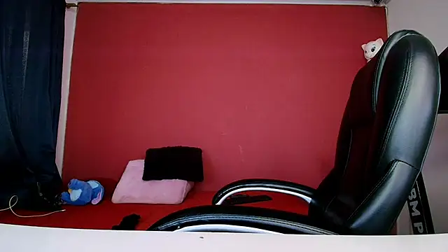 Snapshot of lulubigtitts1 chatting on 17, 7, 2026 lulubigtitts1 online show from 17, 7, 2026