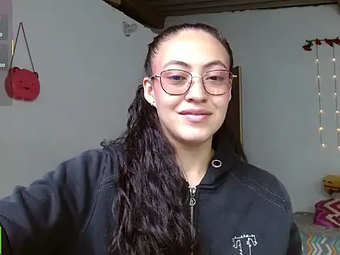 Olivia Bright online show from 20, 2, 2026