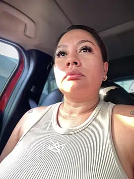 Snapshot of ValeryGrey chatting on 1, 3, 2025 ValeryGrey online show from 1, 3, 2025