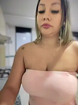 Snapshot of ValeryGrey chatting on 22, 3, 2025 ValeryGrey online show from 22, 3, 2025