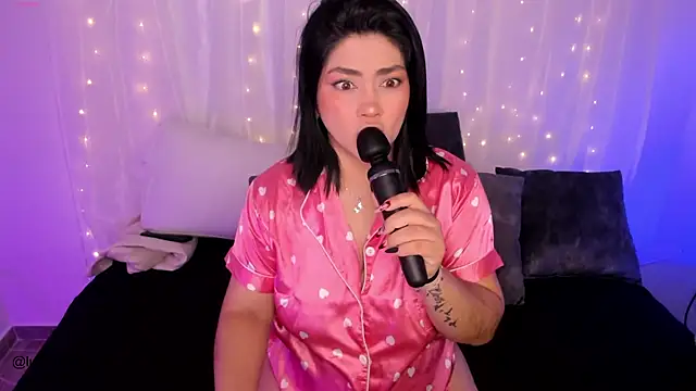 lucy26  online show from 23, 10, 2025