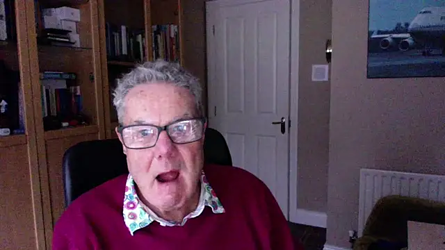 Snapshot of Oldpistolpete chatting on 4, 12, 2024 Oldpistolpete online show from 4, 12, 2024