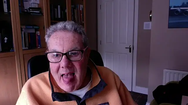 Snapshot of Oldpistolpete chatting on 16, 1, 2025 Oldpistolpete online show from 16, 1, 2025