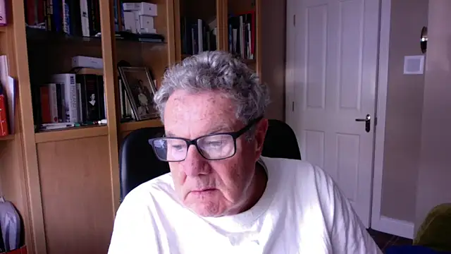 Snapshot of Oldpistolpete chatting on 3, 3, 2025 Oldpistolpete online show from 3, 3, 2025