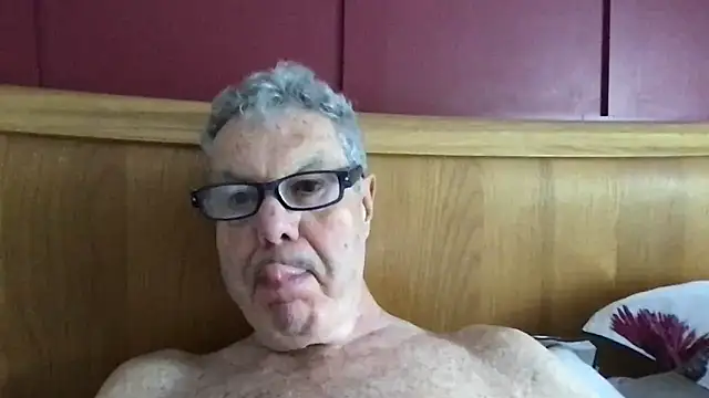 Snapshot of Oldpistolpete chatting on 6, 5, 2026 Oldpistolpete online show from 6, 5, 2026