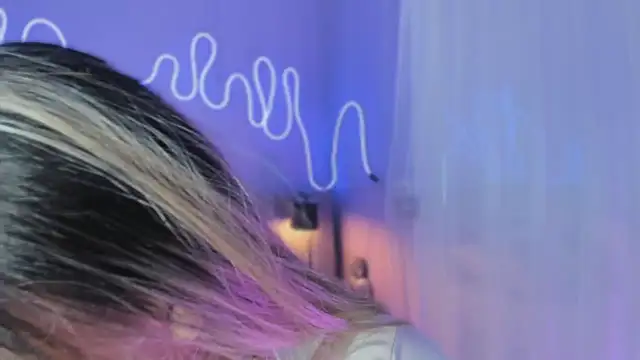 Sofly s online show from 23, 11, 2025